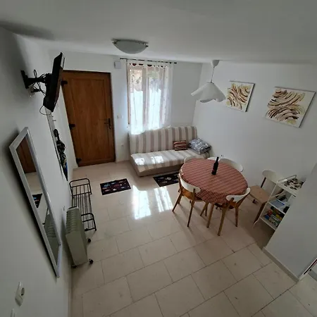 Vacation Dora בית נופש