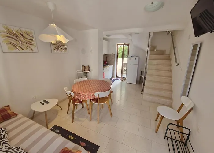 Holiday home Vacation Dora Baska (Krk)