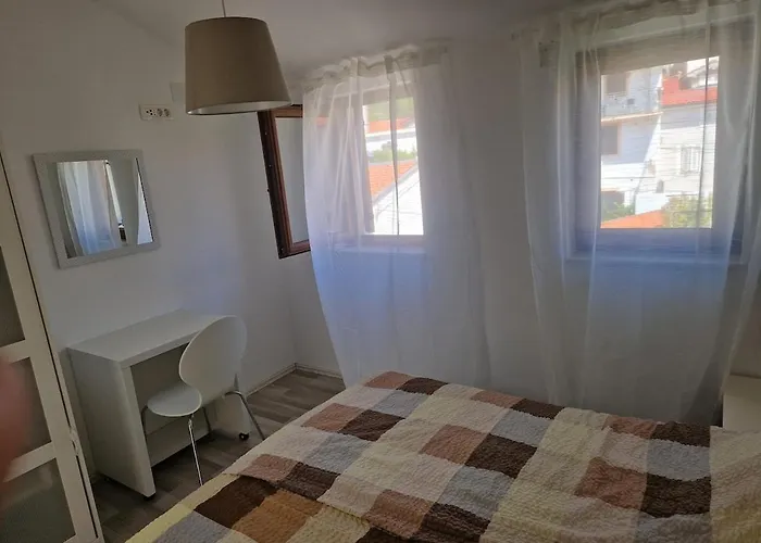 Holiday home Vacation Dora Baska (Krk)